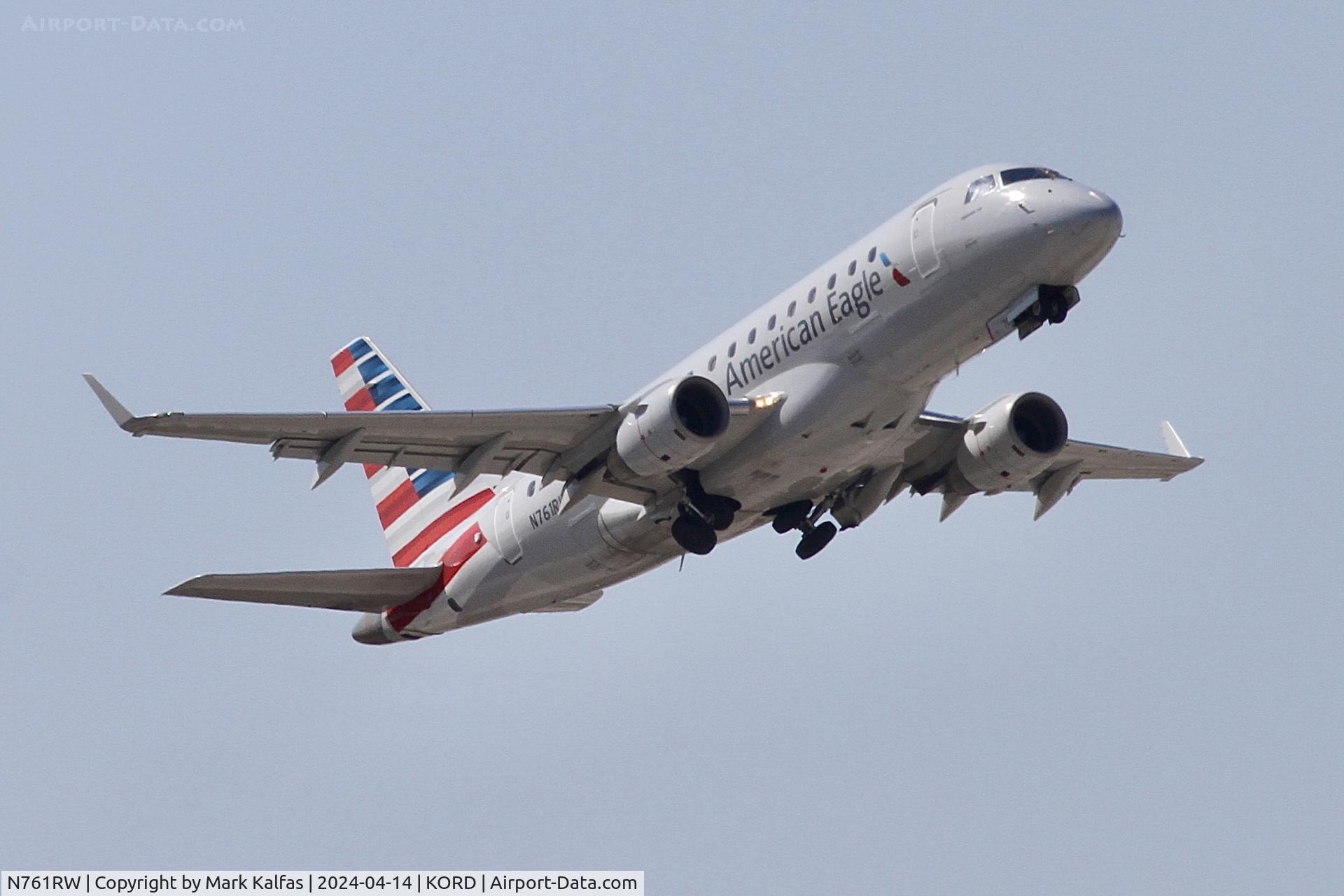 N761RW, 2009 Embraer ERJ-170-100STD C/N 17000296, E170 Envoy/ American Eagle Embraer ERJ 170-100 STD N761RW ENY3542 ORD- CMH departing 10C KORD