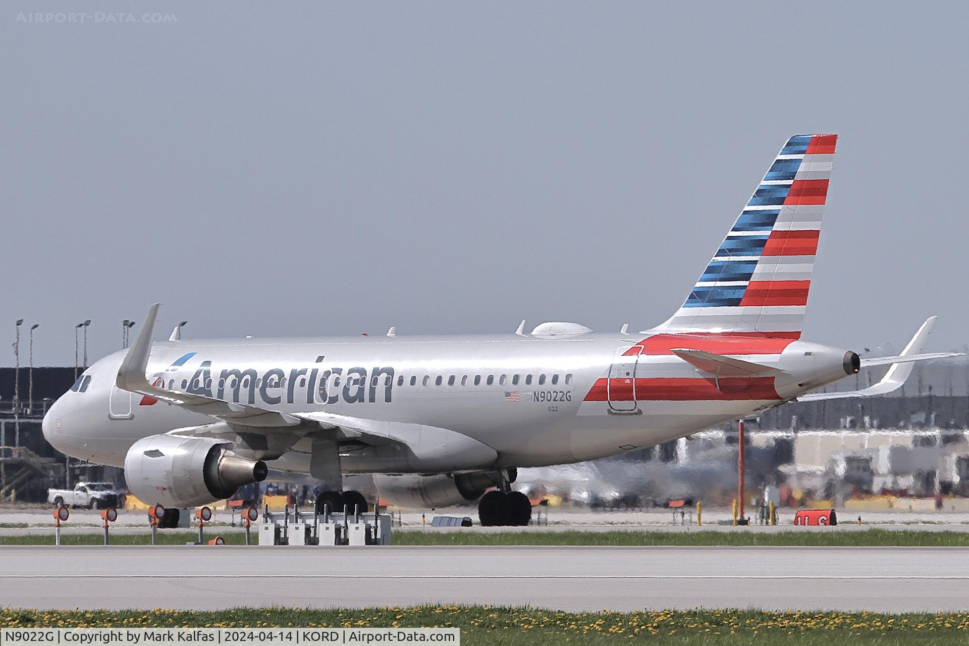 N9022G, 2014 Airbus A319-112 C/N 6310, A319 American Airlines Airbus A319-112 N9022G AAL1936 arriving from PIT at ORD