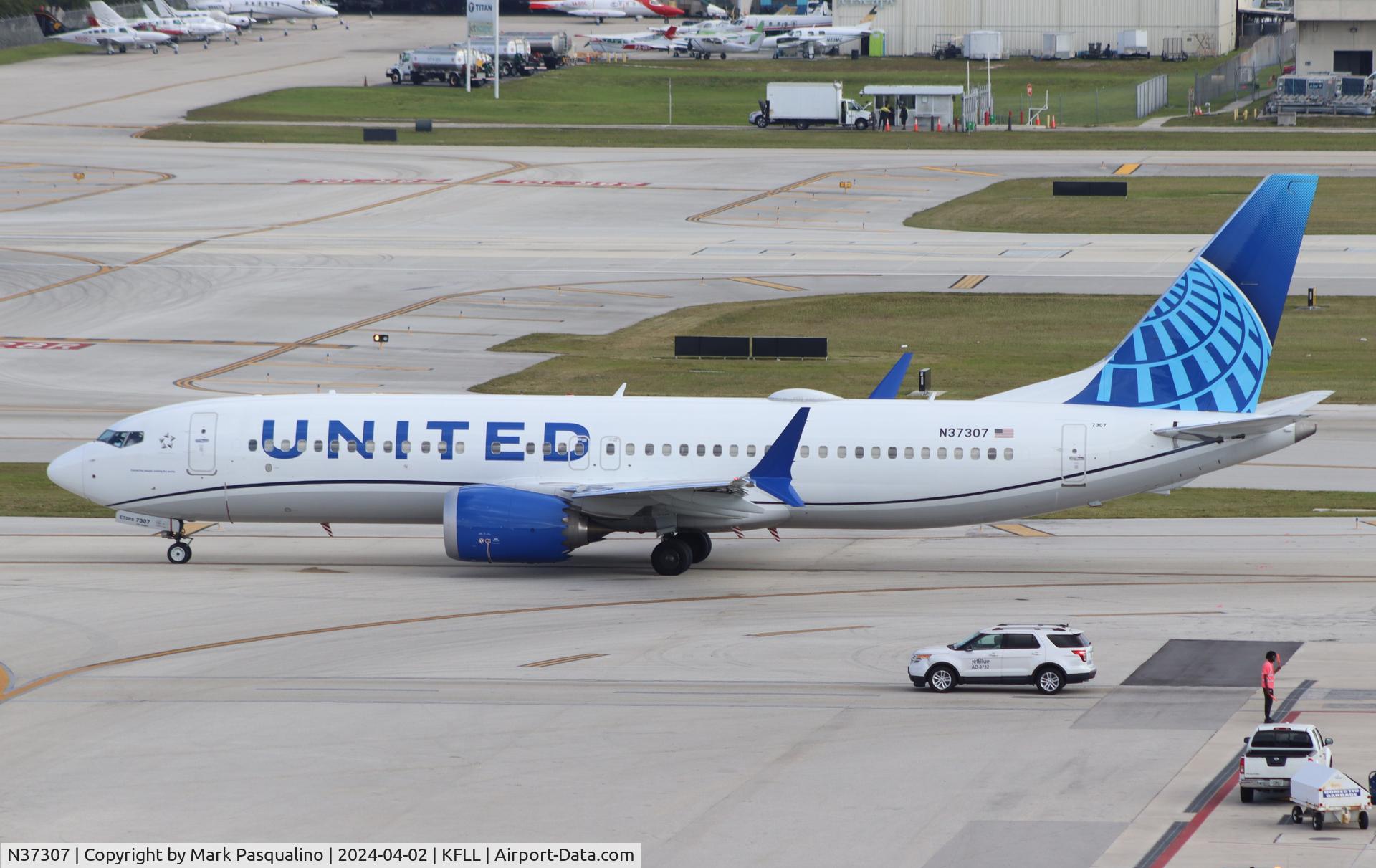 N37307, 2019 Boeing 737-8 MAX C/N 64608, Boeing 737-8 MAX