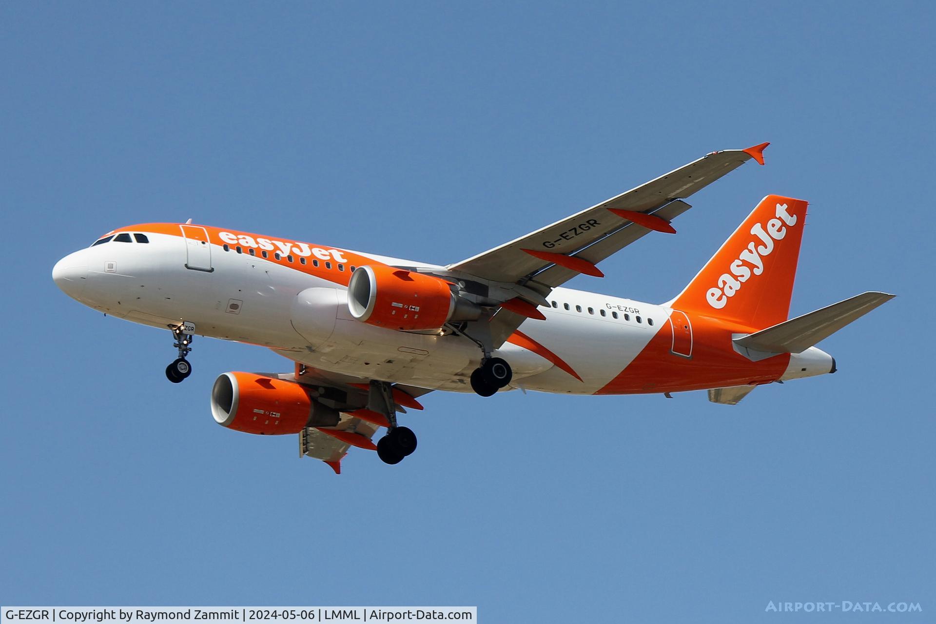 G-EZGR, 2011 Airbus A319-111 C/N 4837, A319 G-EZGR Easyjet
