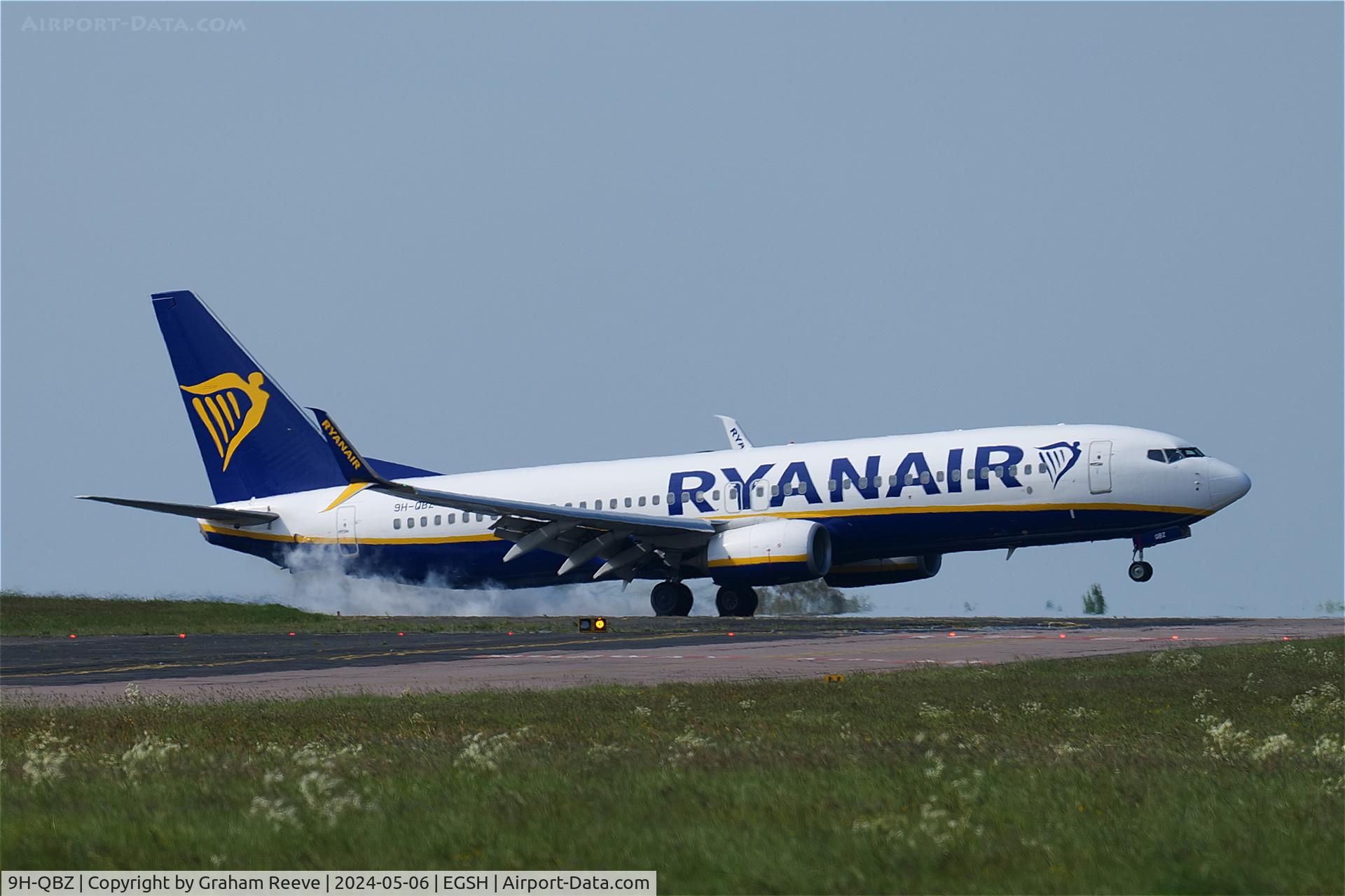 9H-QBZ, 2016 Boeing 737-8AS C/N 44721, Landing at Norwich.