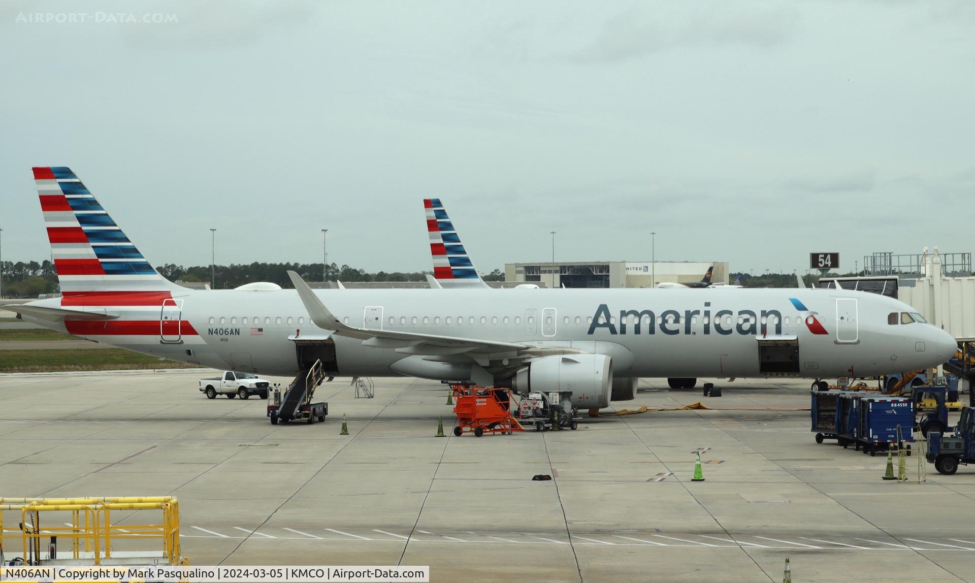 N406AN, 2019 Airbus A321-253NX C/N 8834, Airbus A321-253NX