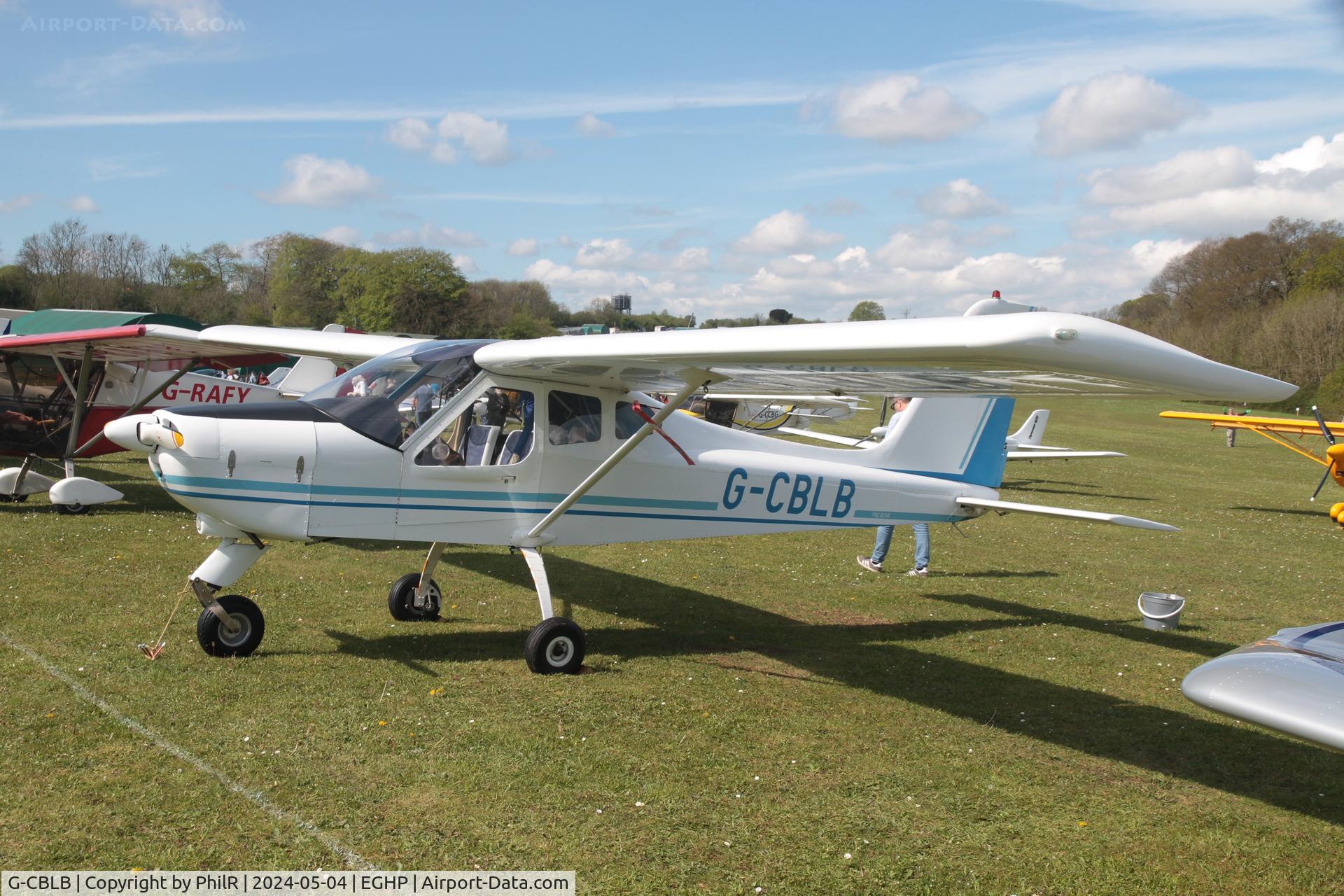 G-CBLB, 2002 Tecnam P-92EM Echo C/N PFA 318-13770, G-CBLB 2002 Tecnam P92-EA Echo Popham