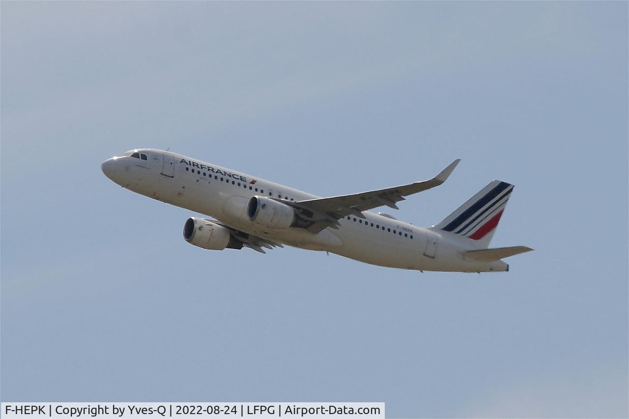 F-HEPK, 2018 Airbus A320-214 C/N 8127, Airbus A320-214, Take off rwy 08L, Roissy Charles De Gaulle airport (LFPG-CDG)