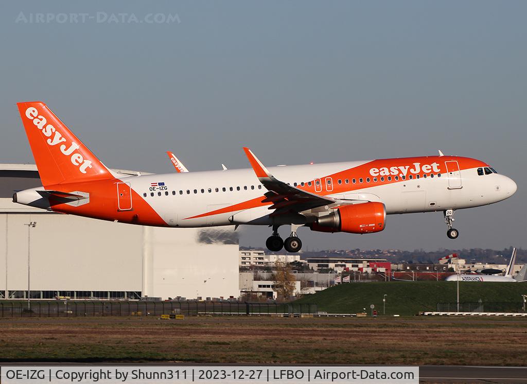 OE-IZG, 2015 Airbus A320-214 C/N 6856, Landing rwy 14R