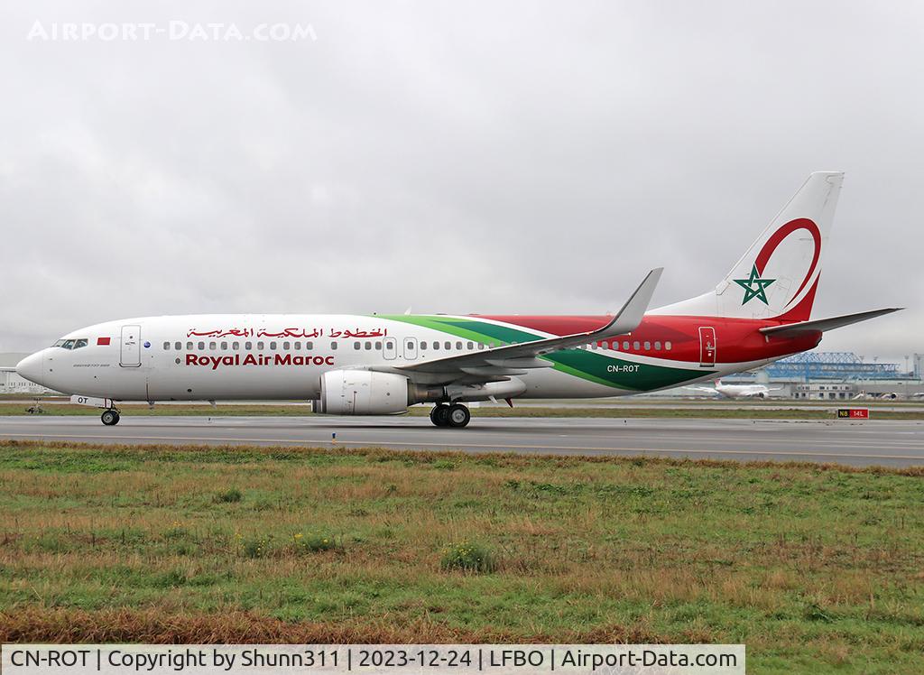 CN-ROT, 2009 Boeing 737-8B6 C/N 33068, Taxiing to the Terminal in new c/s