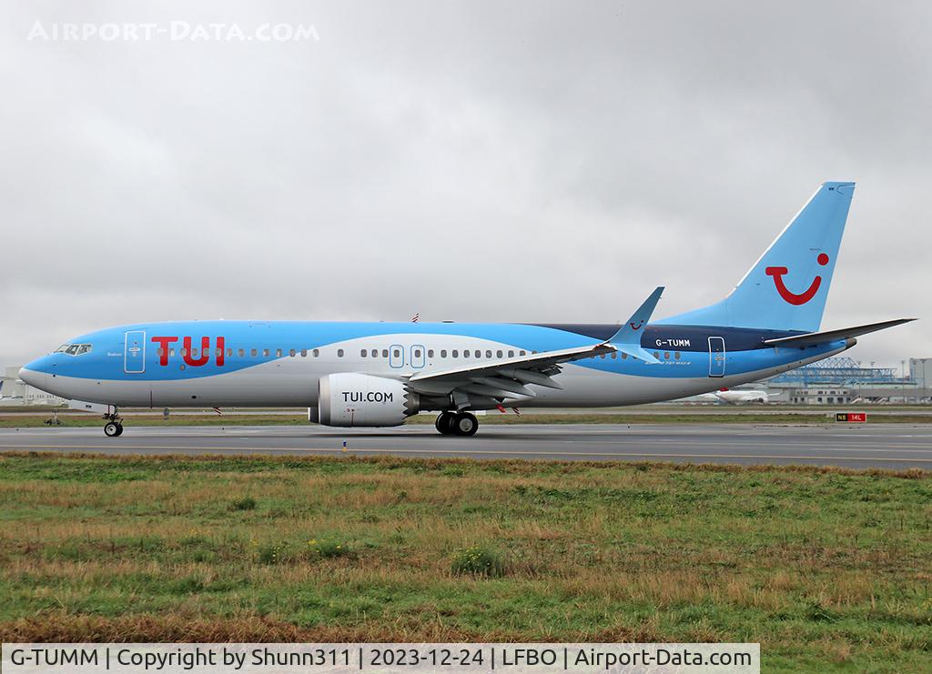 G-TUMM, 2020 Boeing 737-8 MAX C/N 44654, Taxiing to the Terminal...