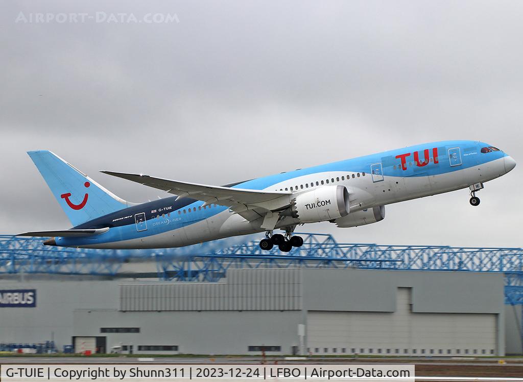 G-TUIE, 2014 Boeing 787-8 Dreamliner C/N 37227, Taking off from rwy 32R