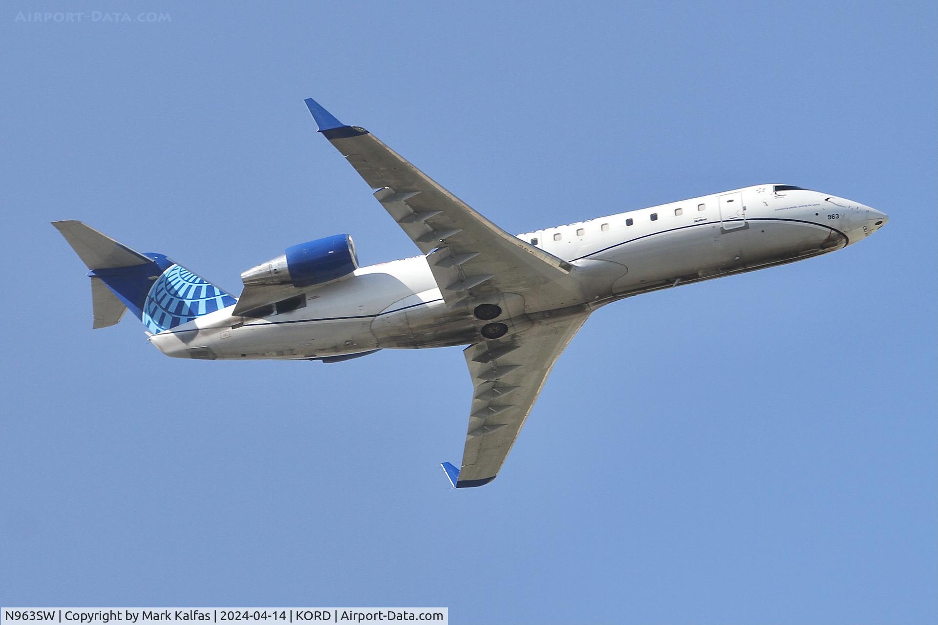 N963SW, 2003 Bombardier CRJ-200LR (CL-600-2B19) C/N 7865, CRJ2 SkyWest / United Express CRJ-200LR (CL-600-2B19) N963SW SKW5250 ORD-GRR