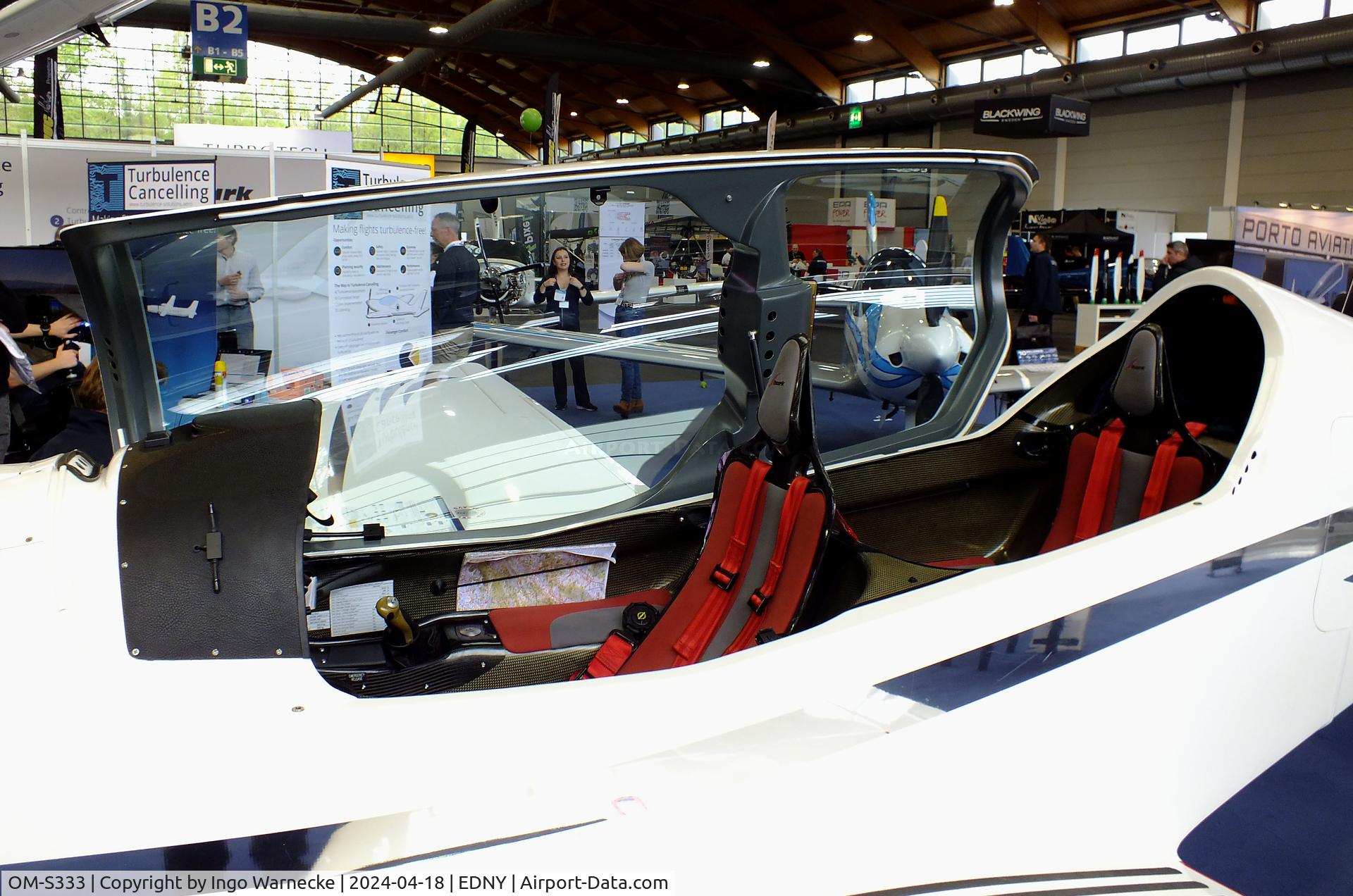 OM-S333, 2018 Shark Aero Shark C/N 067/2018, Shark Aero Shark at the AERO 2024, Friedrichshafen #c