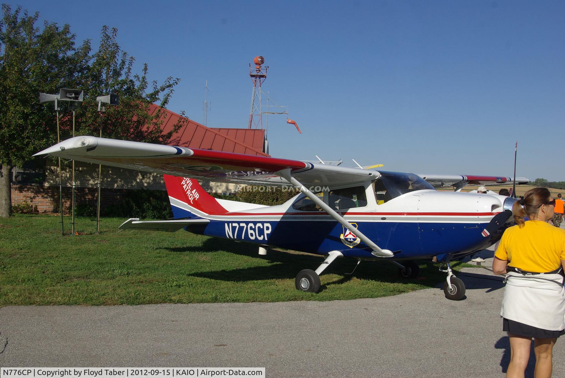 N776CP, 2006 Cessna 182T Skylane C/N 18281776, Fly Iowa 2012