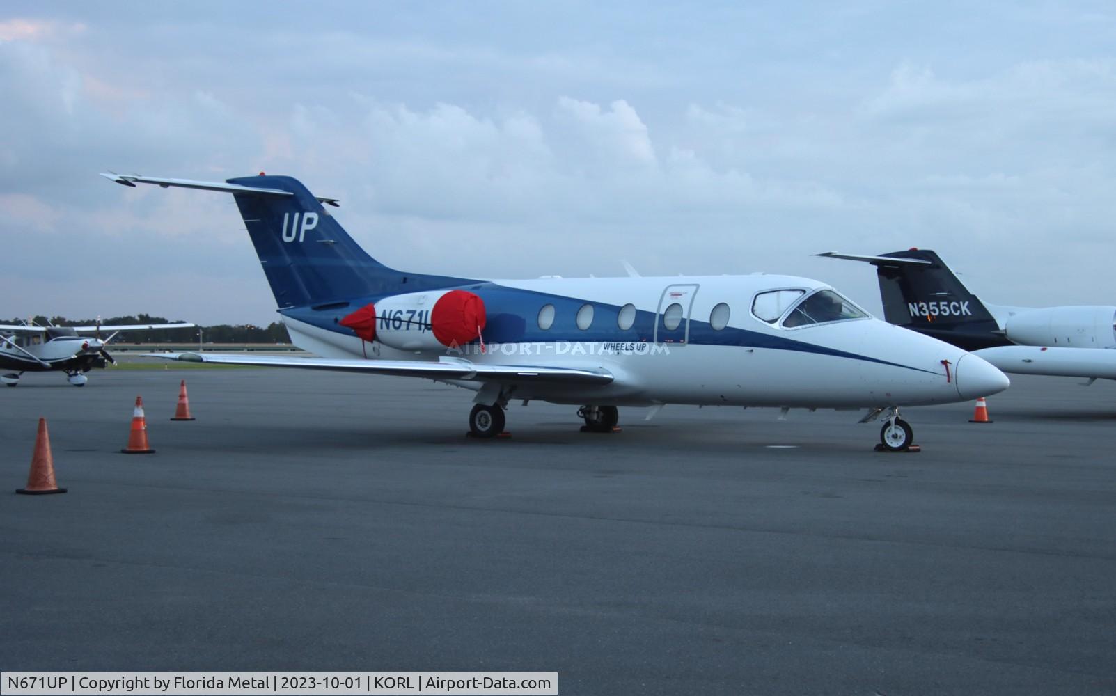 N671UP, Raytheon 400A C/N RK-415, Beechjet 400 zx