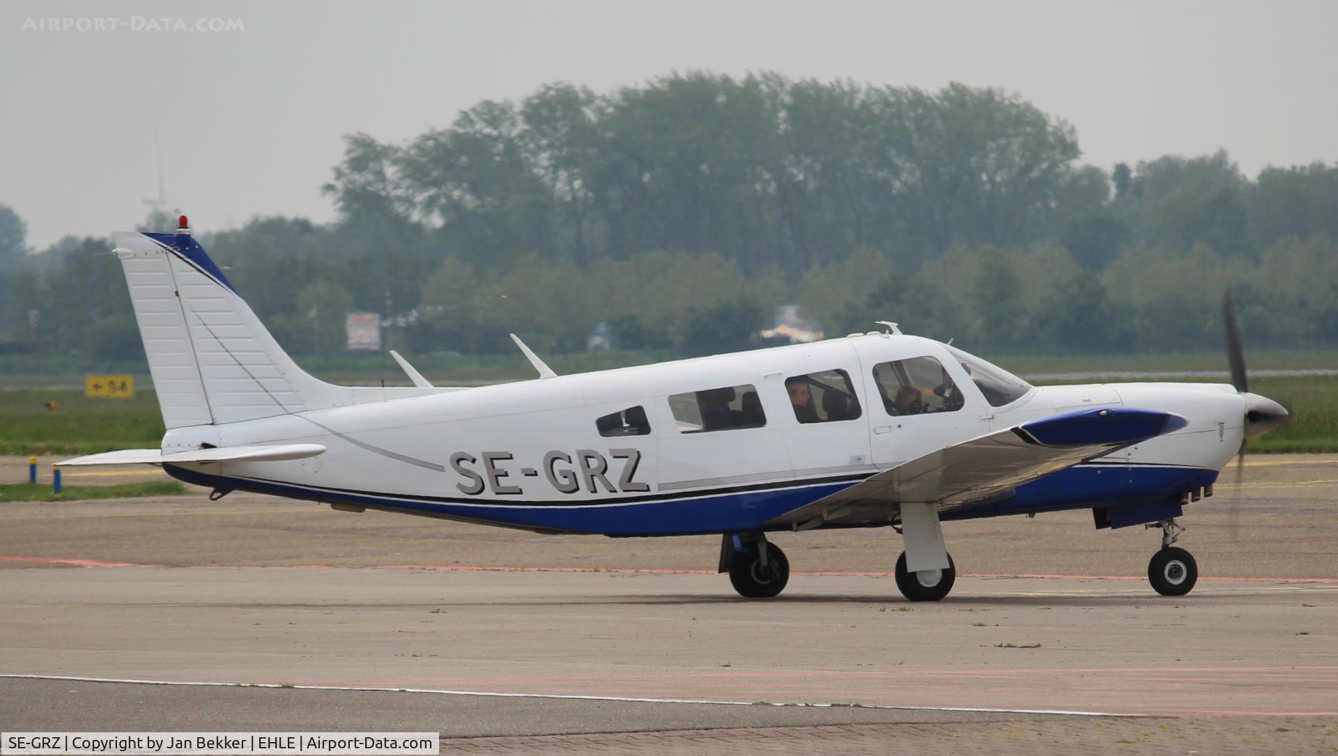 SE-GRZ, 1976 Piper PA-32R-300 Cherokee Lance C/N 32R-7680231, Lelystad Airport