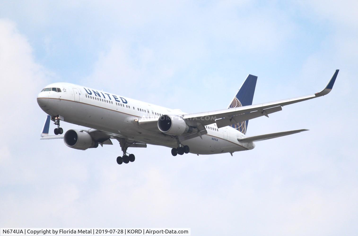 N674UA, 2000 Boeing 767-322 C/N 29242, UAL 763 zx LHR/EGLL-ORD