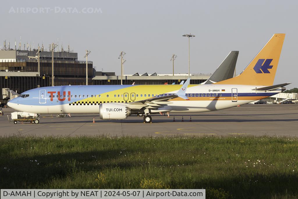 D-AMAH, 2023 Boeing 737-8 MAX C/N 44629, 50 Years Special cs  (TUIfly - HLX HapagLoydExpress - HapagLoyd Flug)
