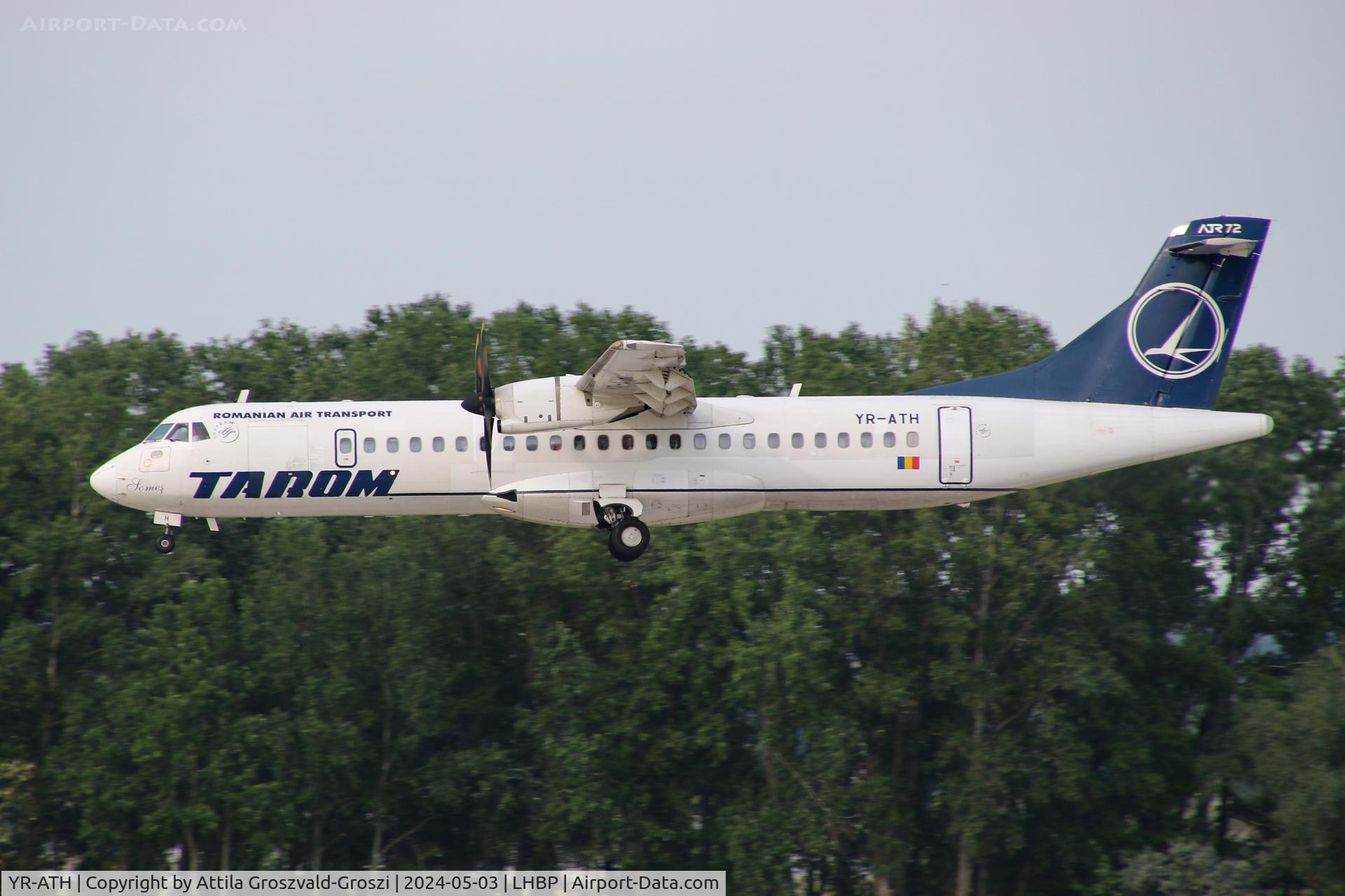 YR-ATH, 2009 ATR 72-212A C/N 861, LHBP/BUD - Liszt Ferenc International Airport, Hungary