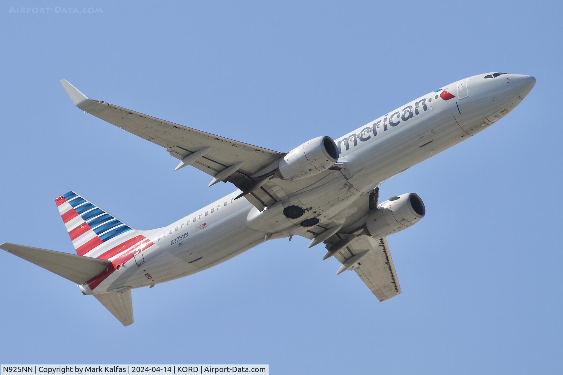 N925NN, 2013 Boeing 737-823 C/N 31169, B738 American Airlines Boeing 737-823 N925NN AAL1705 ORD-LGA departing 10C KORD
