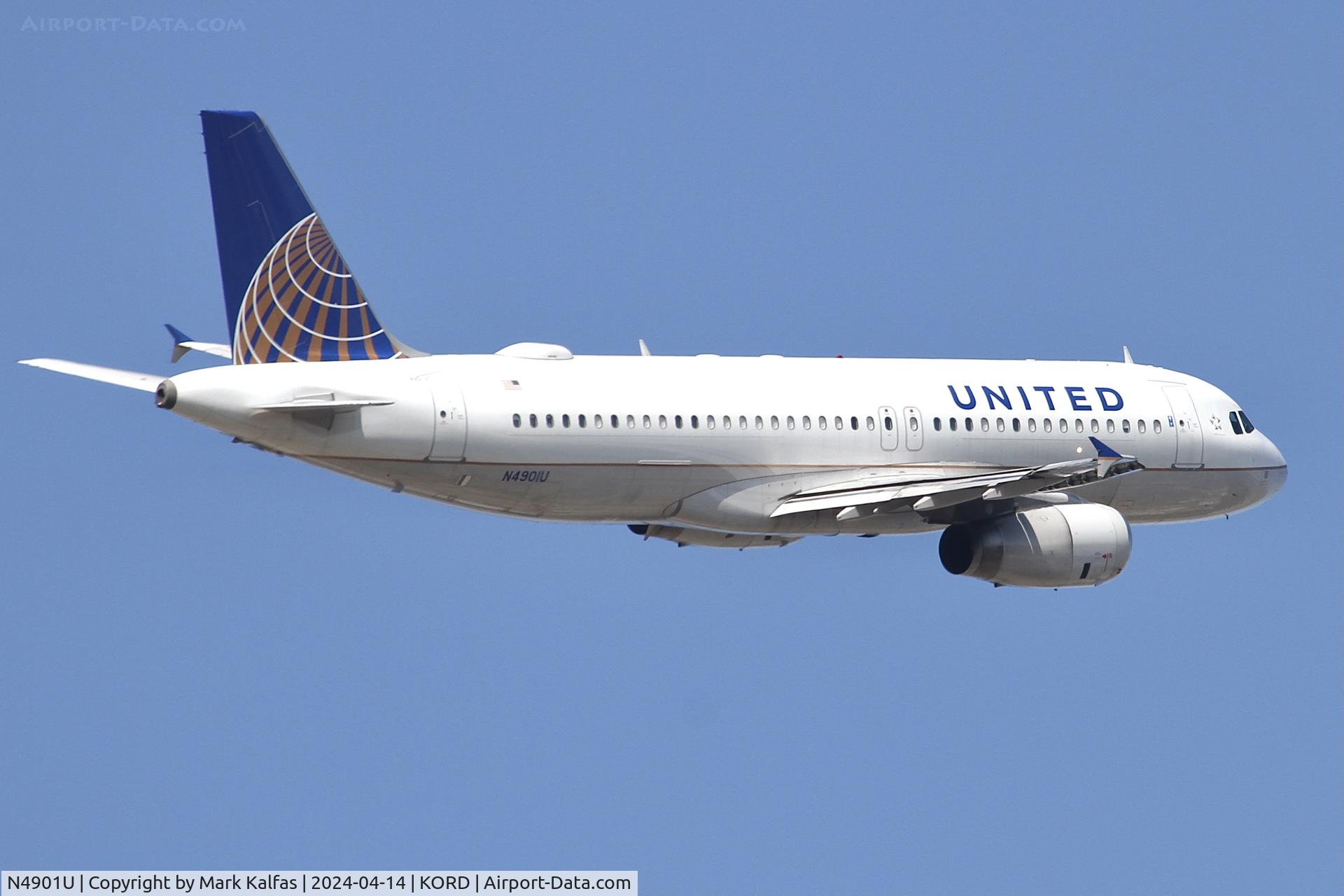 N4901U, 2006 Airbus A320-232 C/N 2680, A320 United Airlines A320 United Airlines Airbus A320-232 ORD-DFW departing 10C KORD