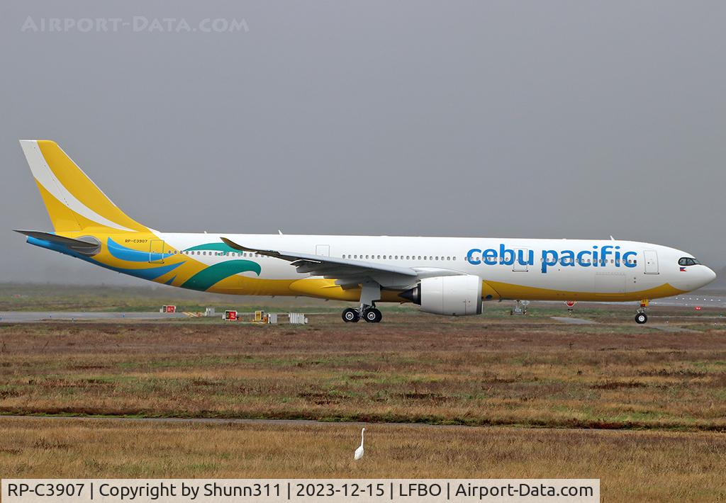 RP-C3907, 2023 Airbus A330-941 C/N 2054, Delivery day...