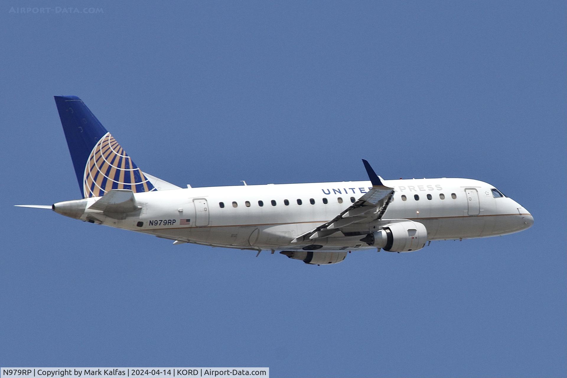 N979RP, 2005 Embraer 170SE (ERJ-170-100SE) C/N 17000088, E170 Republic Airways /United Express Embraer 170SE (ERJ-170-100SE) N979RP RPA3592 ORD-JAX departing 10C KORD