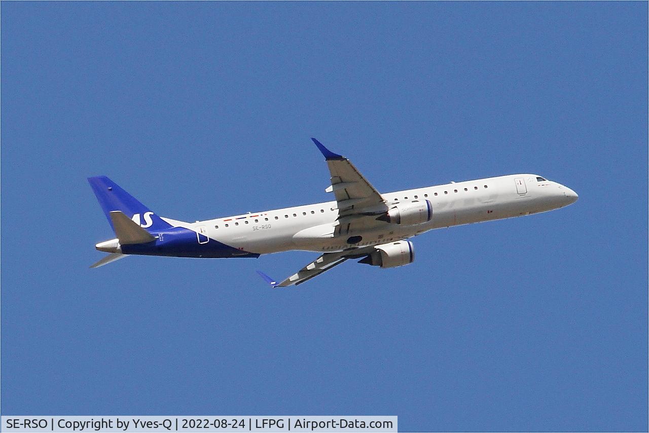 SE-RSO, 2008 Embraer 195LR (ERJ-190-200LR) C/N 19000168, Embraer 195LR, Climbing from rwy 09R, Roissy Charles De Gaulle airport (LFPG-CDG)