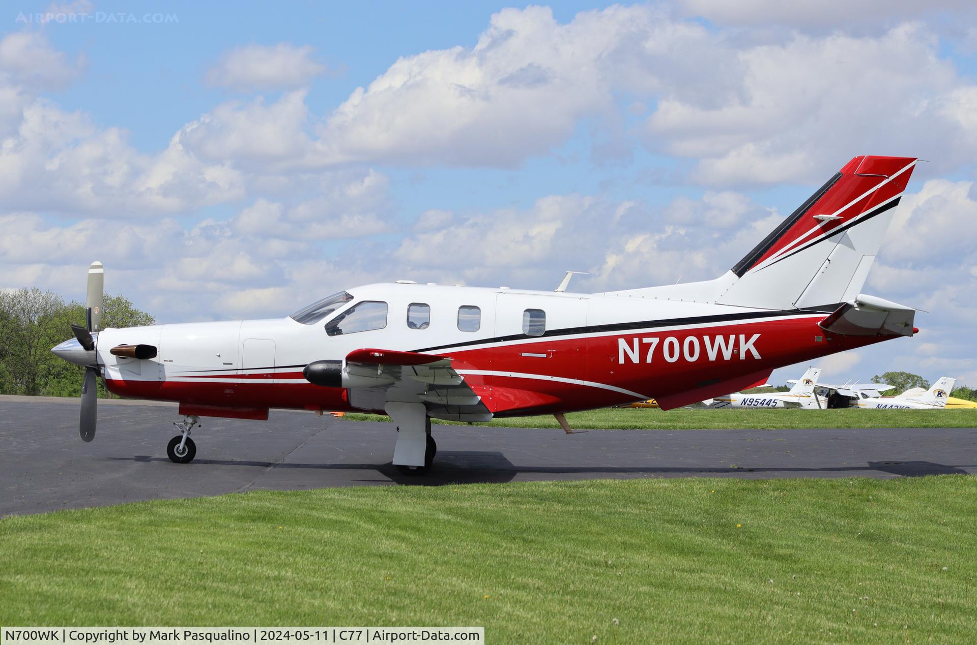 N700WK, 2001 Socata TBM-700 C/N 175, Socata TBM-700