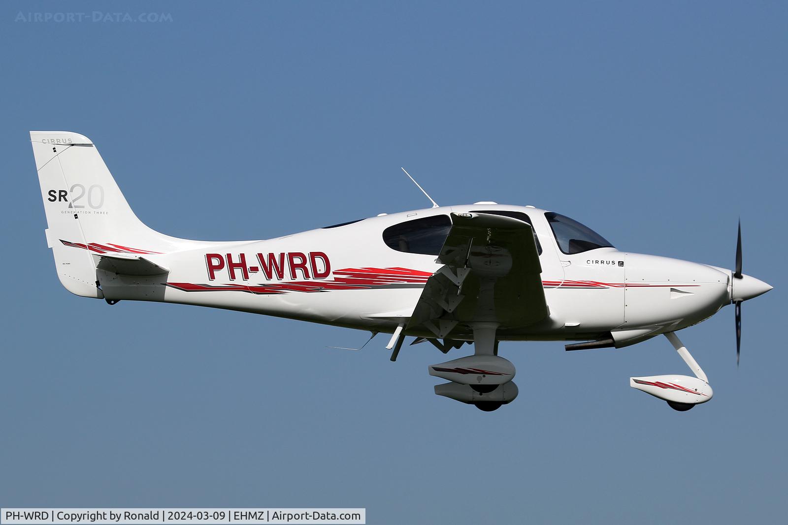 PH-WRD, Cirrus SR20-G3 C/N 1899, at ehmz