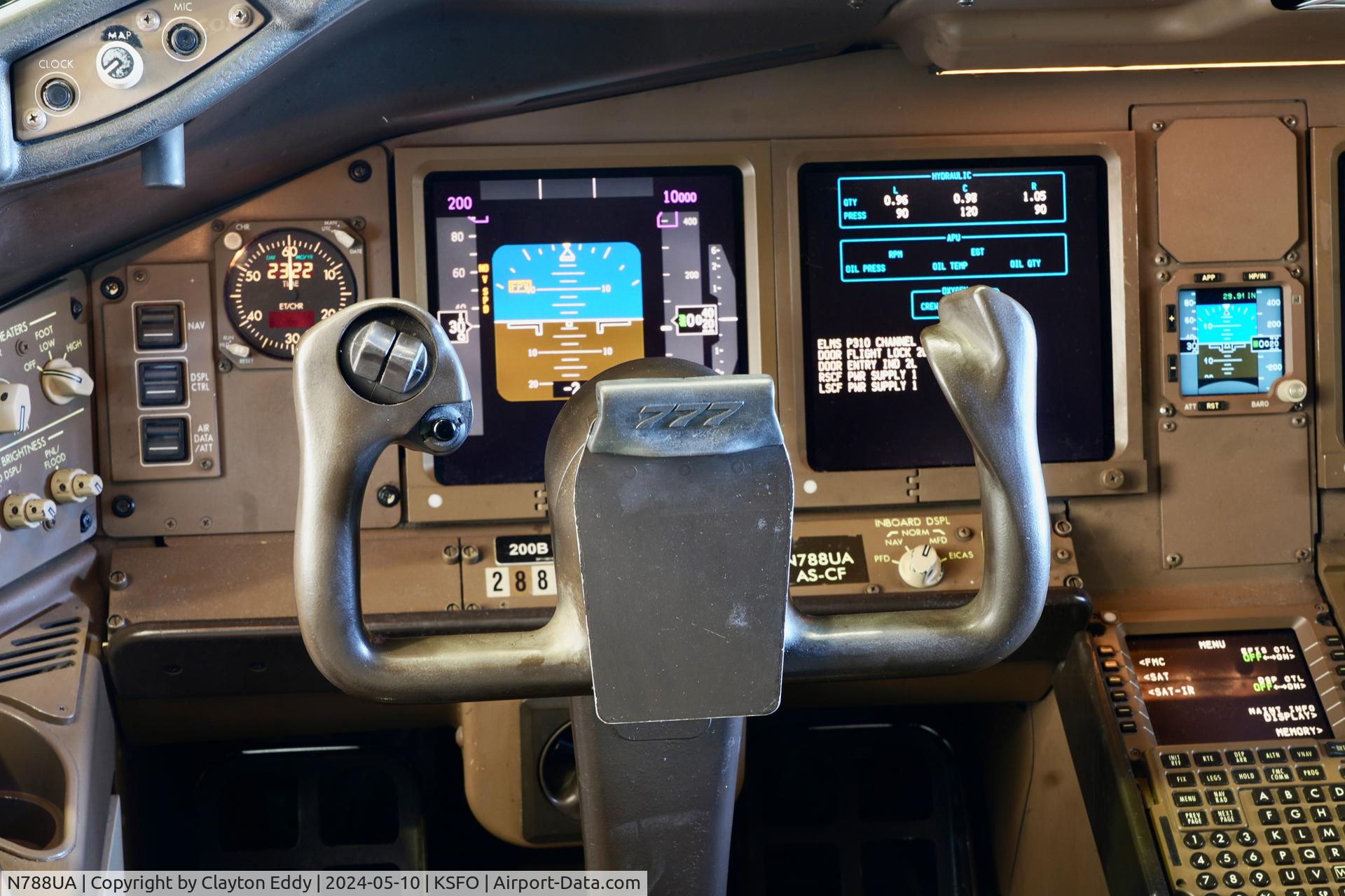 N788UA, 1997 Boeing 777-222 C/N 26942, SFO 2024.