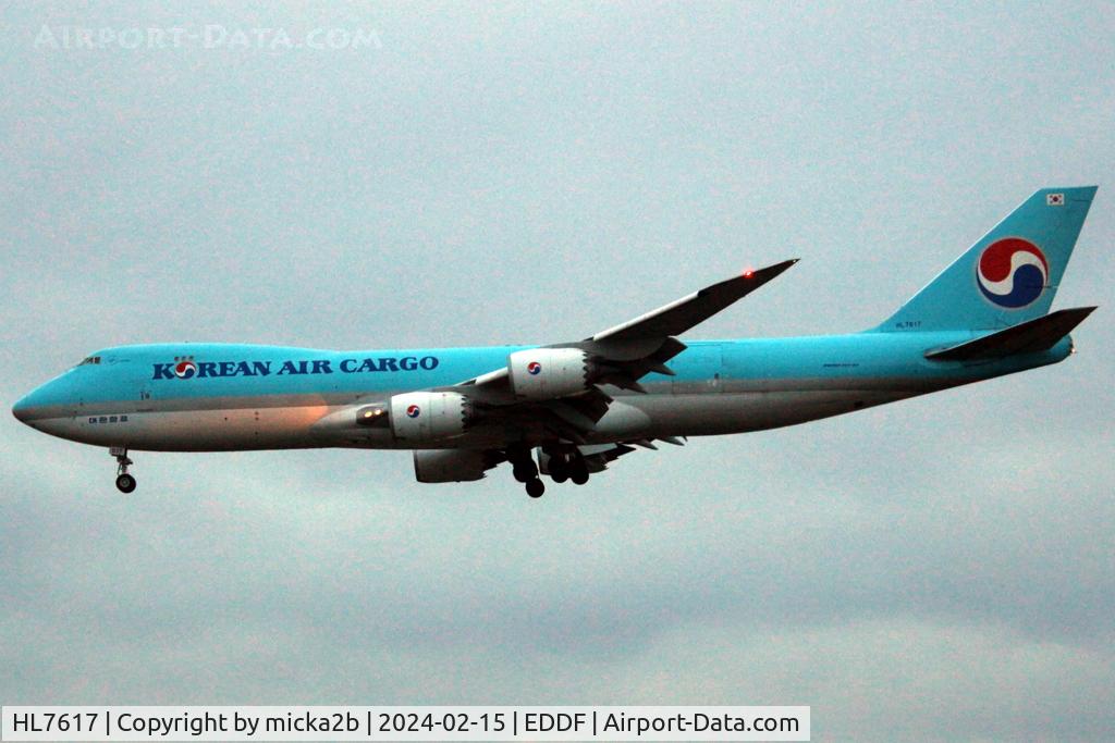 HL7617, 2013 Boeing 747-8B5F C/N 37654, Landing