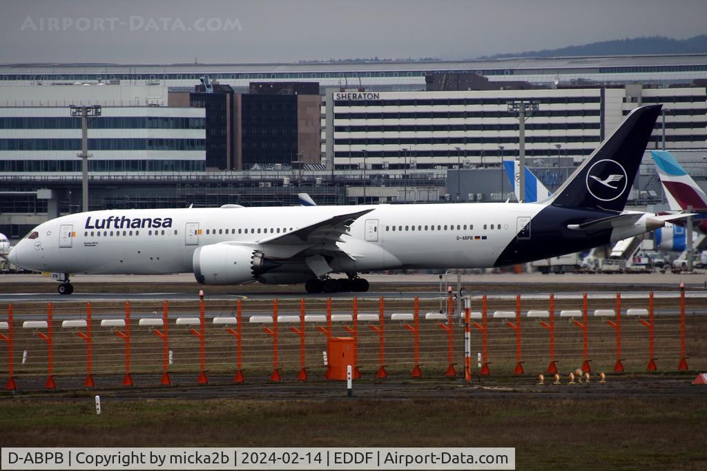 D-ABPB, 2019 Boeing 787-9 Dreamliner C/N 62734, Taxiing