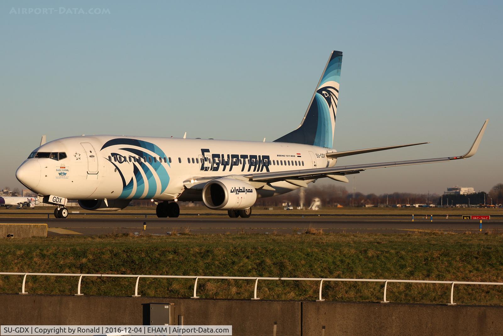 SU-GDX, 2010 Boeing 737-866 C/N 40757, at spl