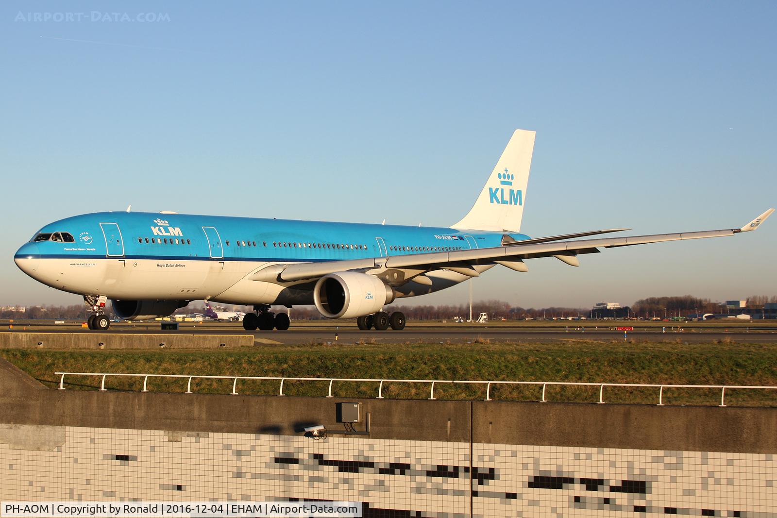 PH-AOM, 2010 Airbus A330-203 C/N 1161, at spl