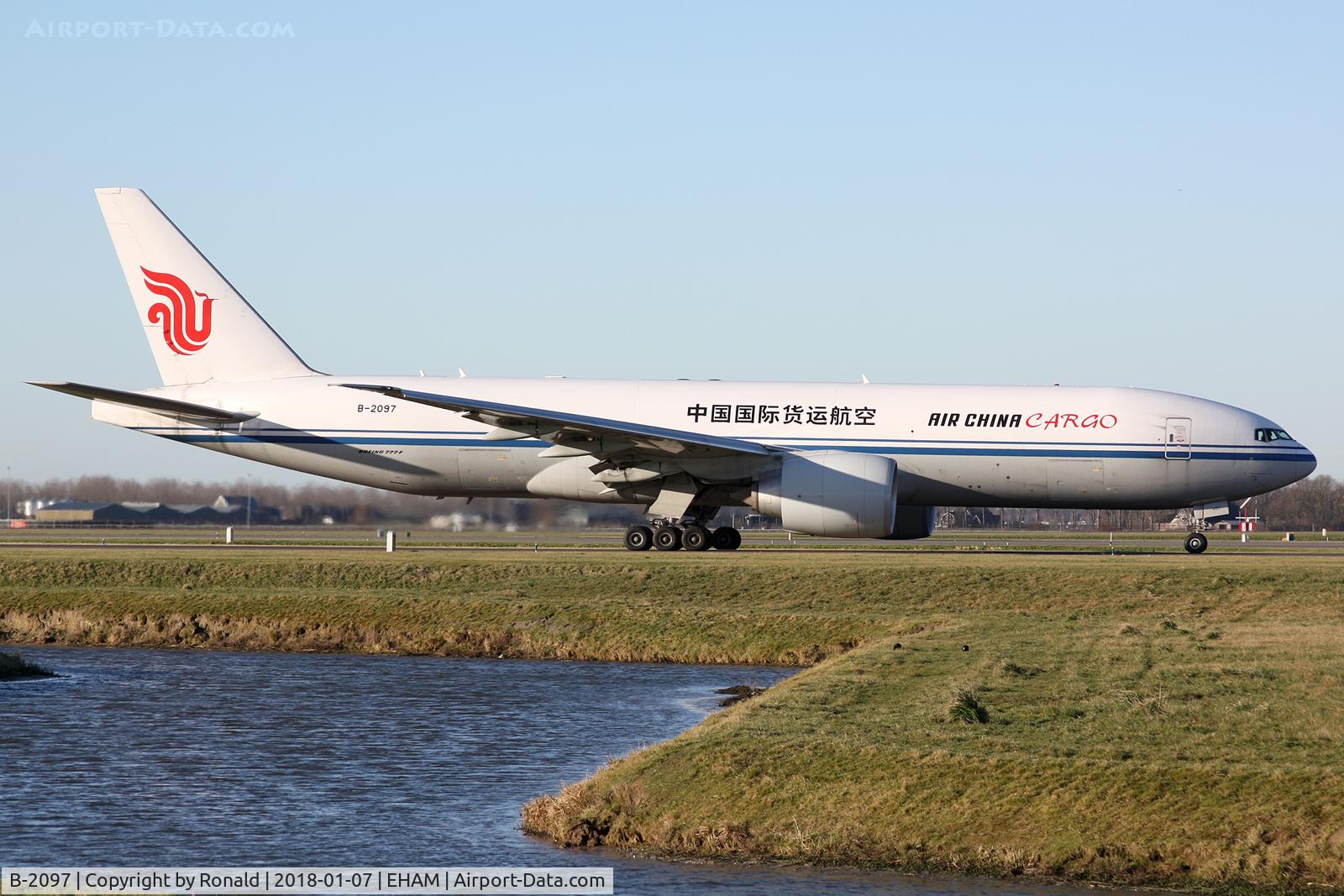 B-2097, 2014 Boeing 777-FFT C/N 44680, at spl