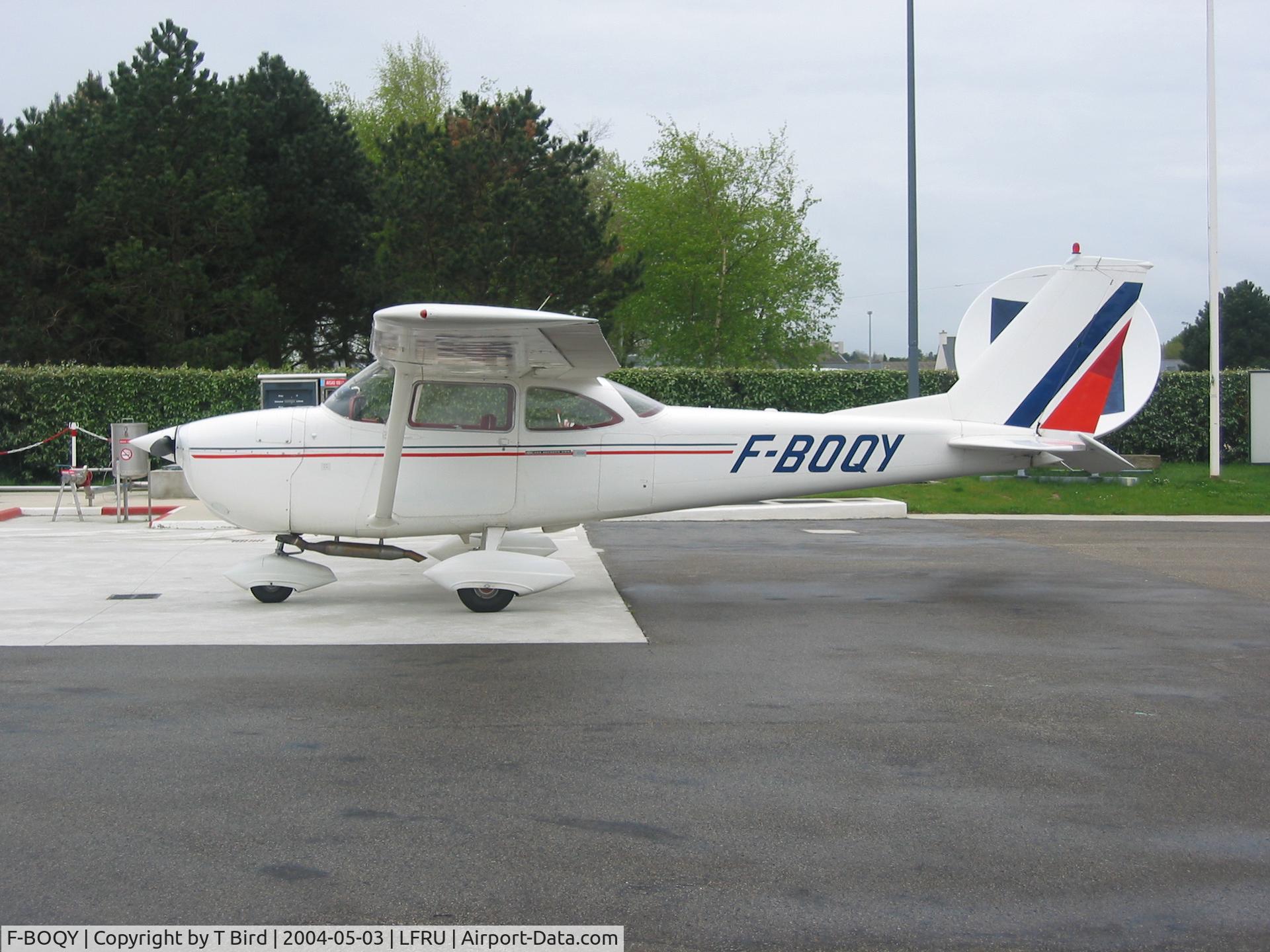 F-BOQY, 1968 Reims F172H Skyhawk C/N F17200483, Morlaix