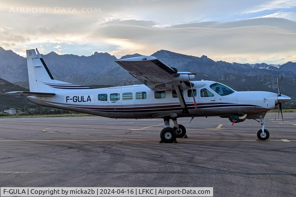 F-GULA, 2003 Cessna 208B Grand Caravan C/N 208B1032, Parked