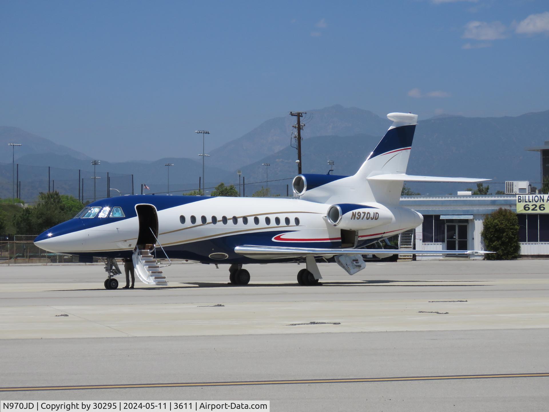 N970JD, 2002 Dassault Falcon 900EX C/N 119, Parked