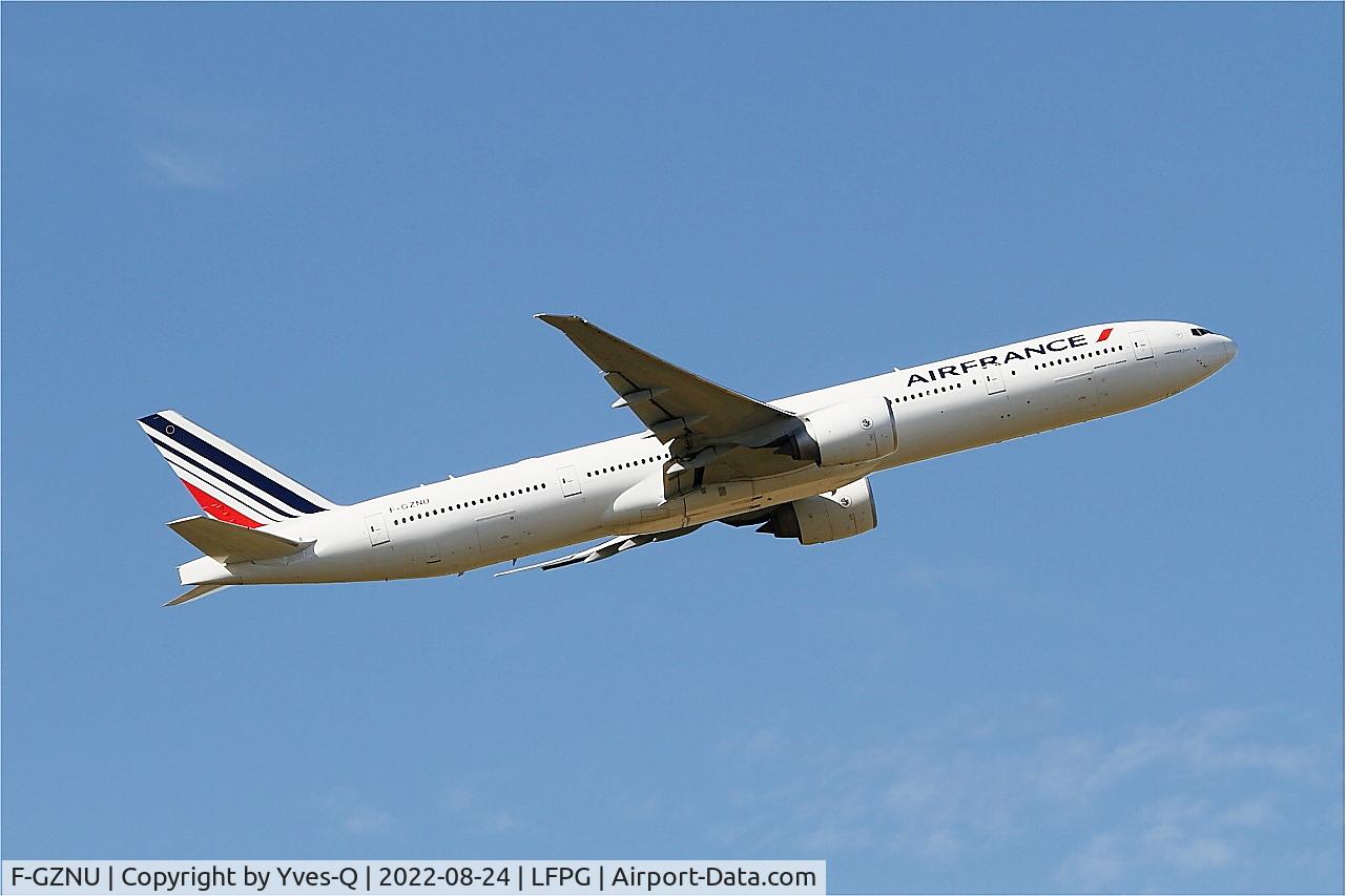 F-GZNU, 2016 Boeing 777-328/ER C/N 61701, Boeing 777-328ER, Climbing from rwy 09R, Roissy Charles De Gaulle airport (LFPG-CDG)