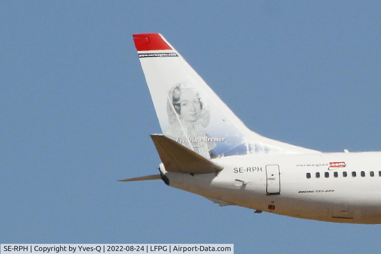 SE-RPH, 2016 Boeing 737-8JP C/N 42079, Boeing 737-8JP, Tail close up view, Roissy Charles De Gaulle airport (LFPG-CDG)