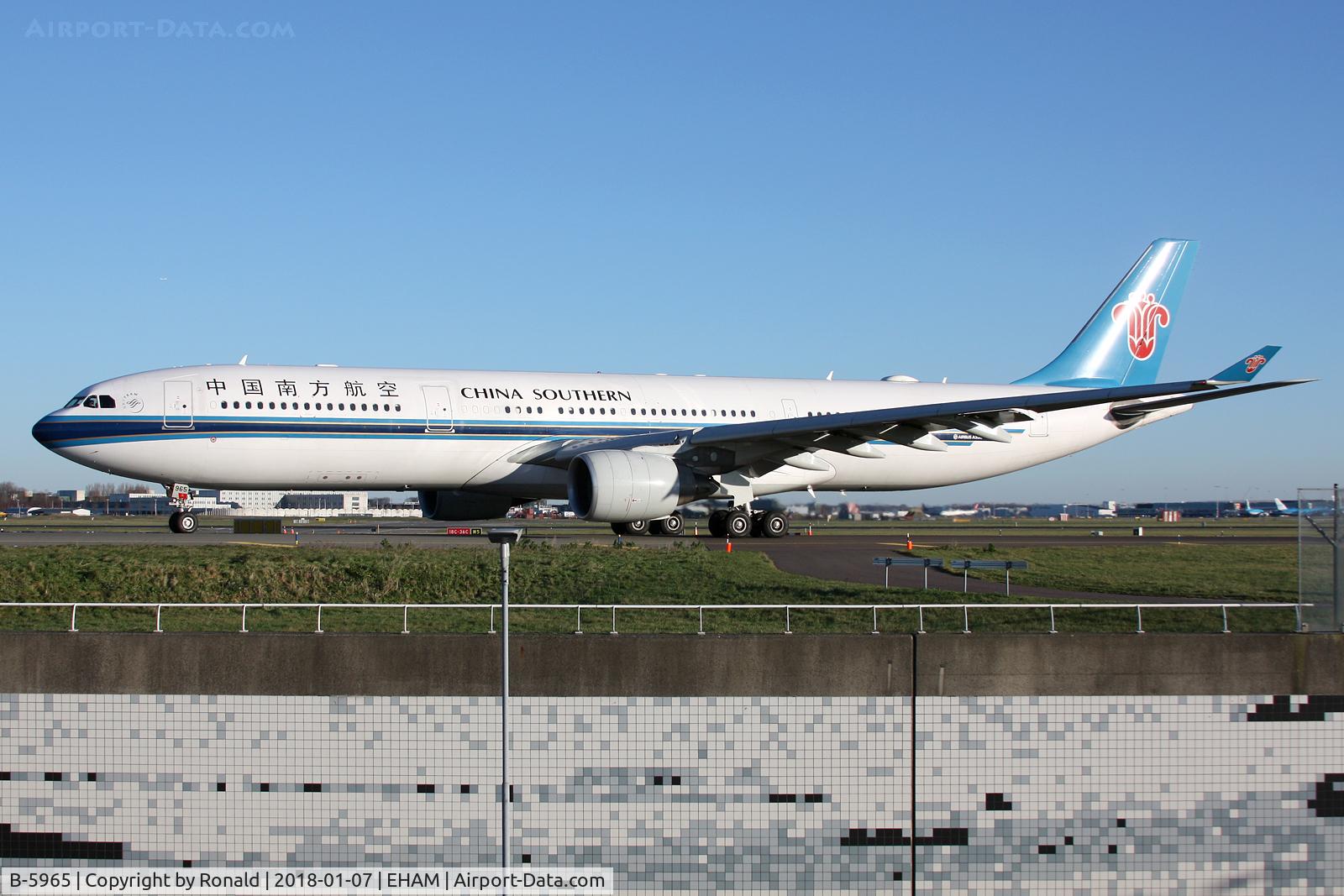 B-5965, 2014 Airbus A330-323 C/N 1593, at spl