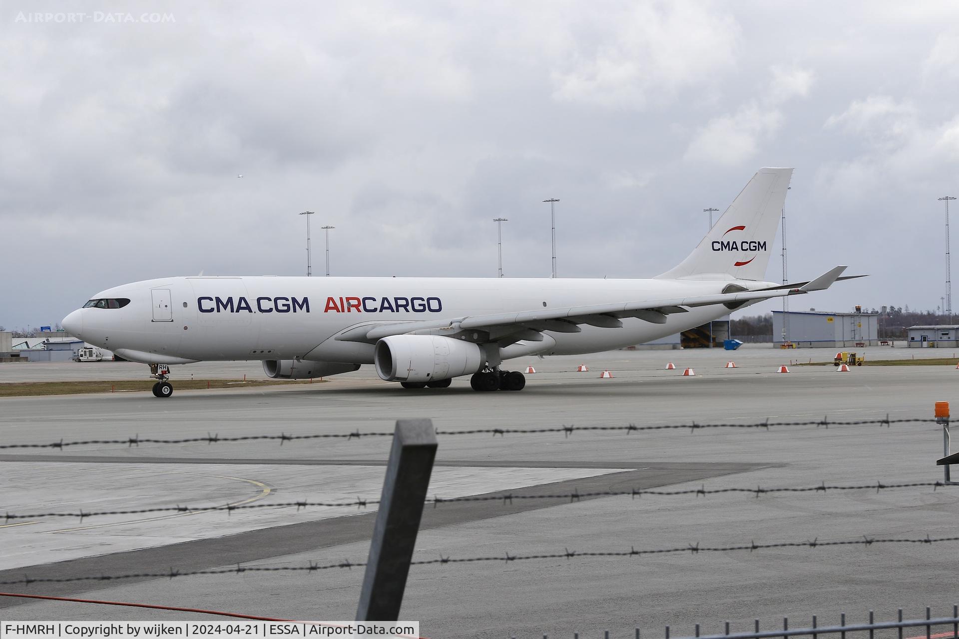 F-HMRH, 2016 Airbus A330-243F C/N 1708, Twy U