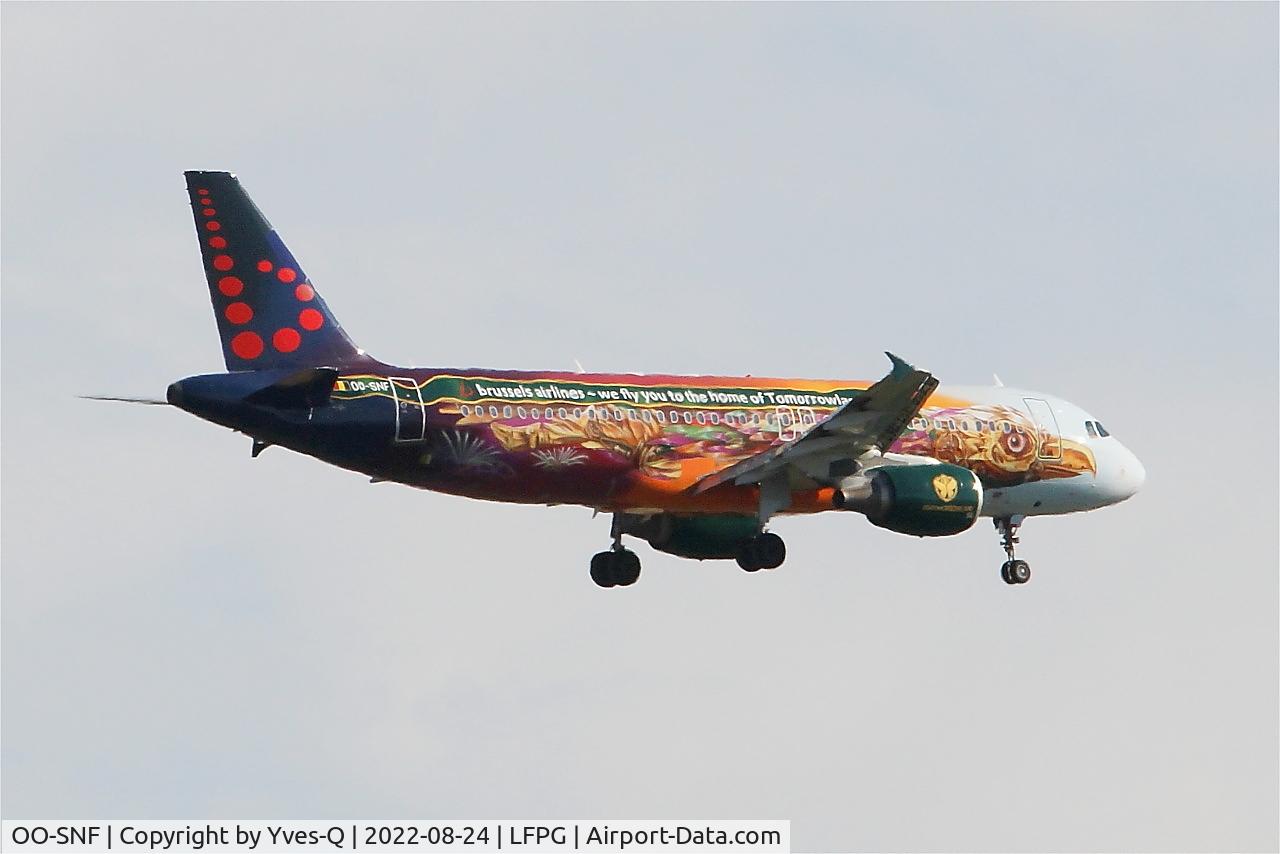OO-SNF, 2006 Airbus A320-214 C/N 2810, Airbus A320-214, Short approach rwy 09L, Roissy Charles De Gaulle airport (LFPG-CDG)
