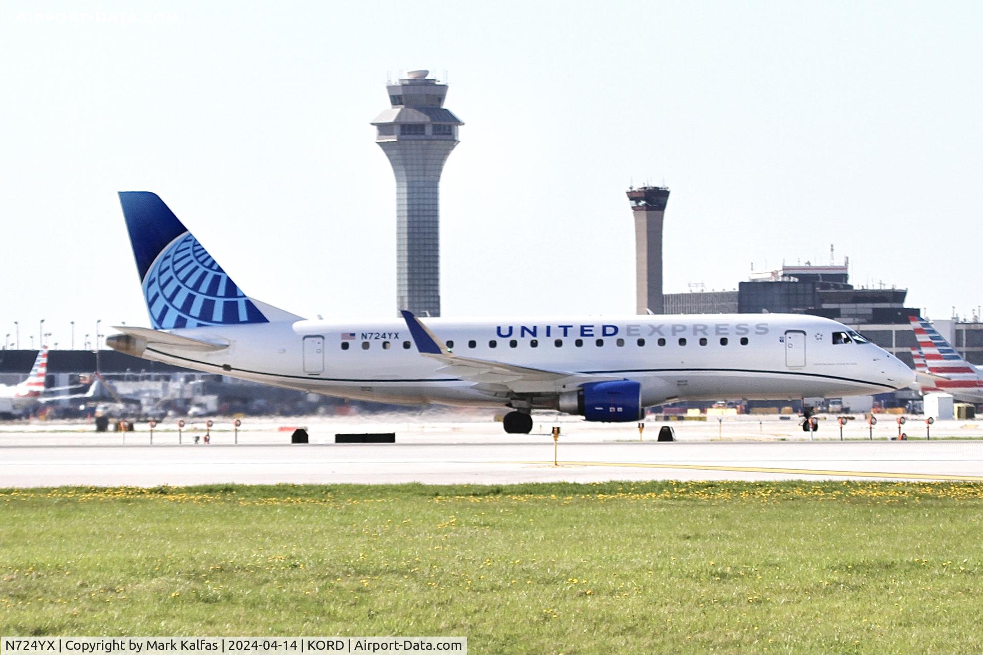 N724YX, 2015 Embraer 175LR (ERJ-170-200LR) C/N 17000502, E75L Republic Airways / United Express Embraer 175 N724YX RPA3425 arriving at ORD from AVL.