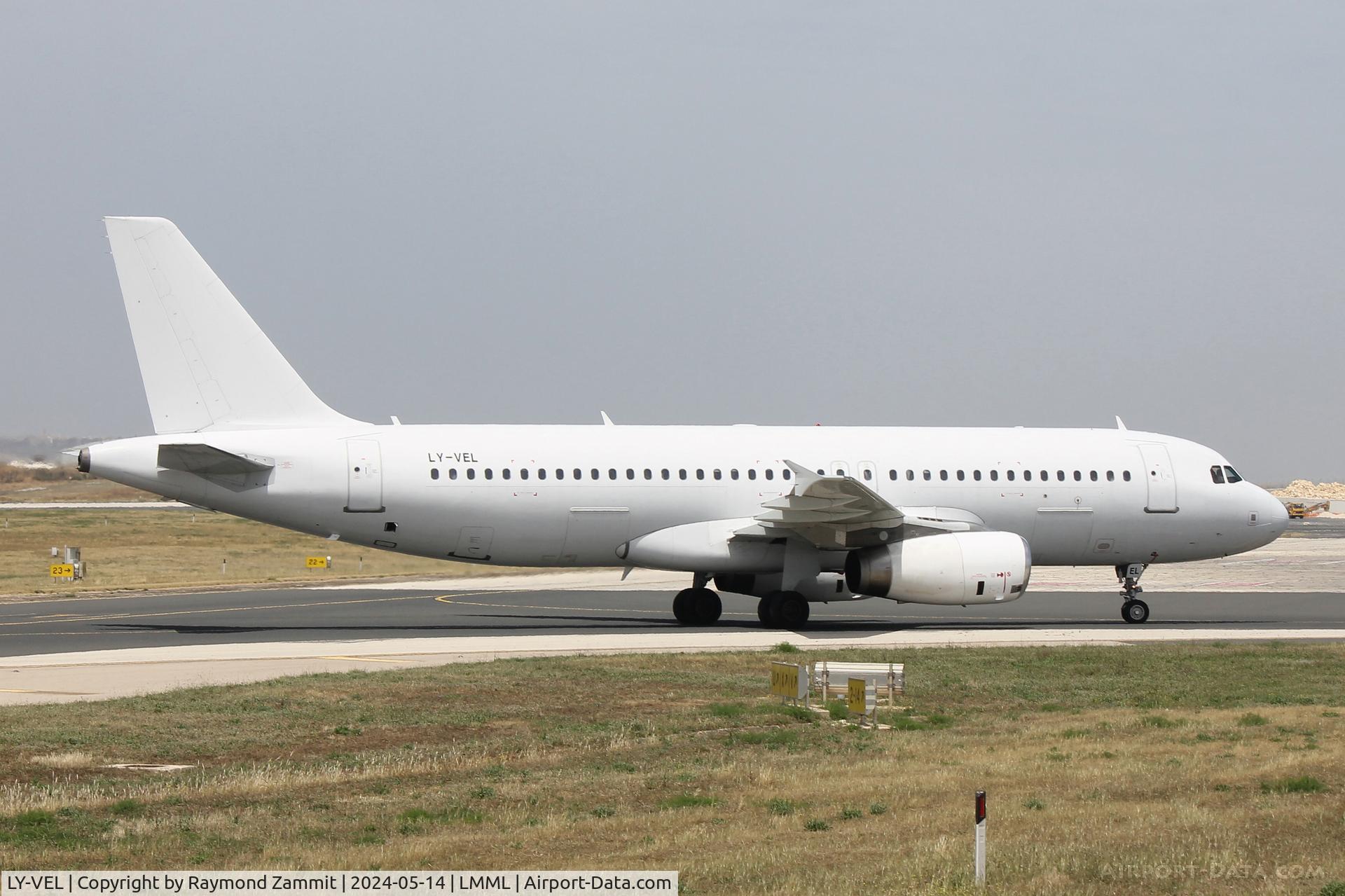 LY-VEL, 2003 Airbus A320-232 C/N 1998, A320 LY-VEL Avion Express