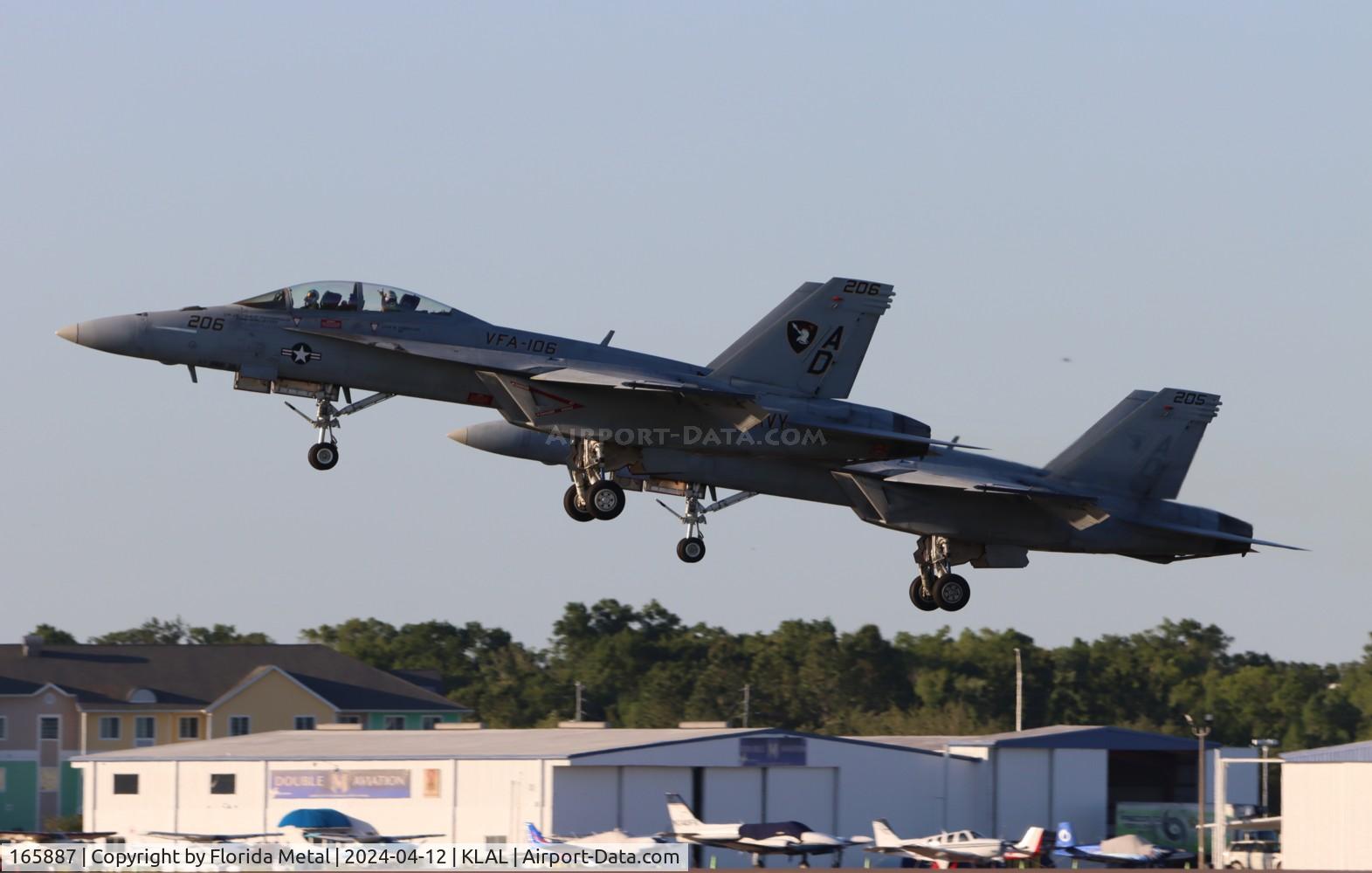 165887, Boeing F/A-18F Super Hornet C/N F047, F-18F zx