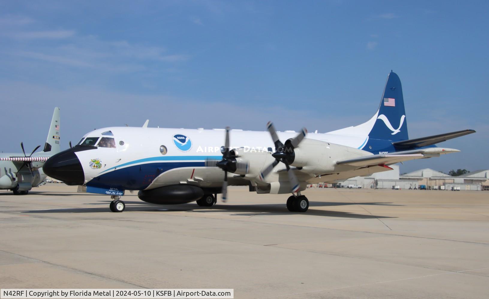 N42RF, 1975 Lockheed WP-3D Orion C/N 5622, NOAA P-3 zx