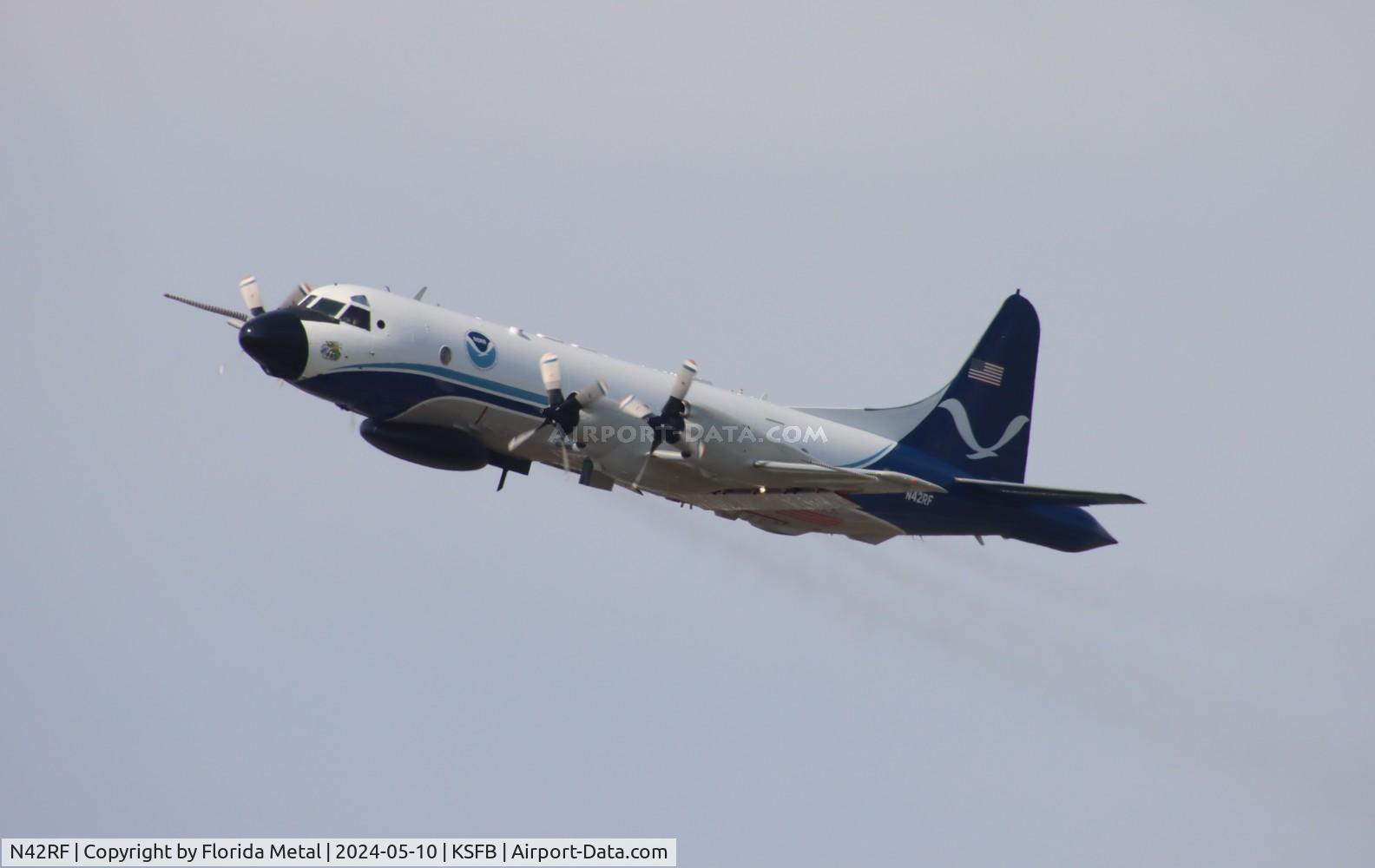 N42RF, 1975 Lockheed WP-3D Orion C/N 5622, SFB zx