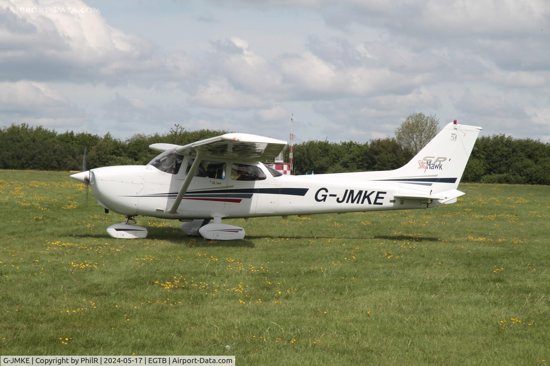 G-JMKE, 2002 Cessna 172S Skyhawk SP C/N 172S9248, G-JMKE 2002 Cessna 172S Skyhawk Booker 17.05.24
