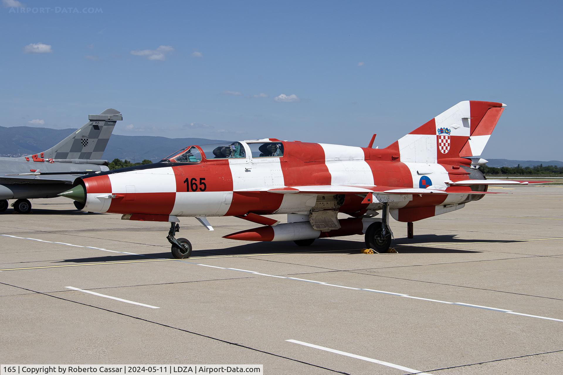 165, Mikoyan-Gurevich MiG-21UM C/N 516911036, AirVG 24