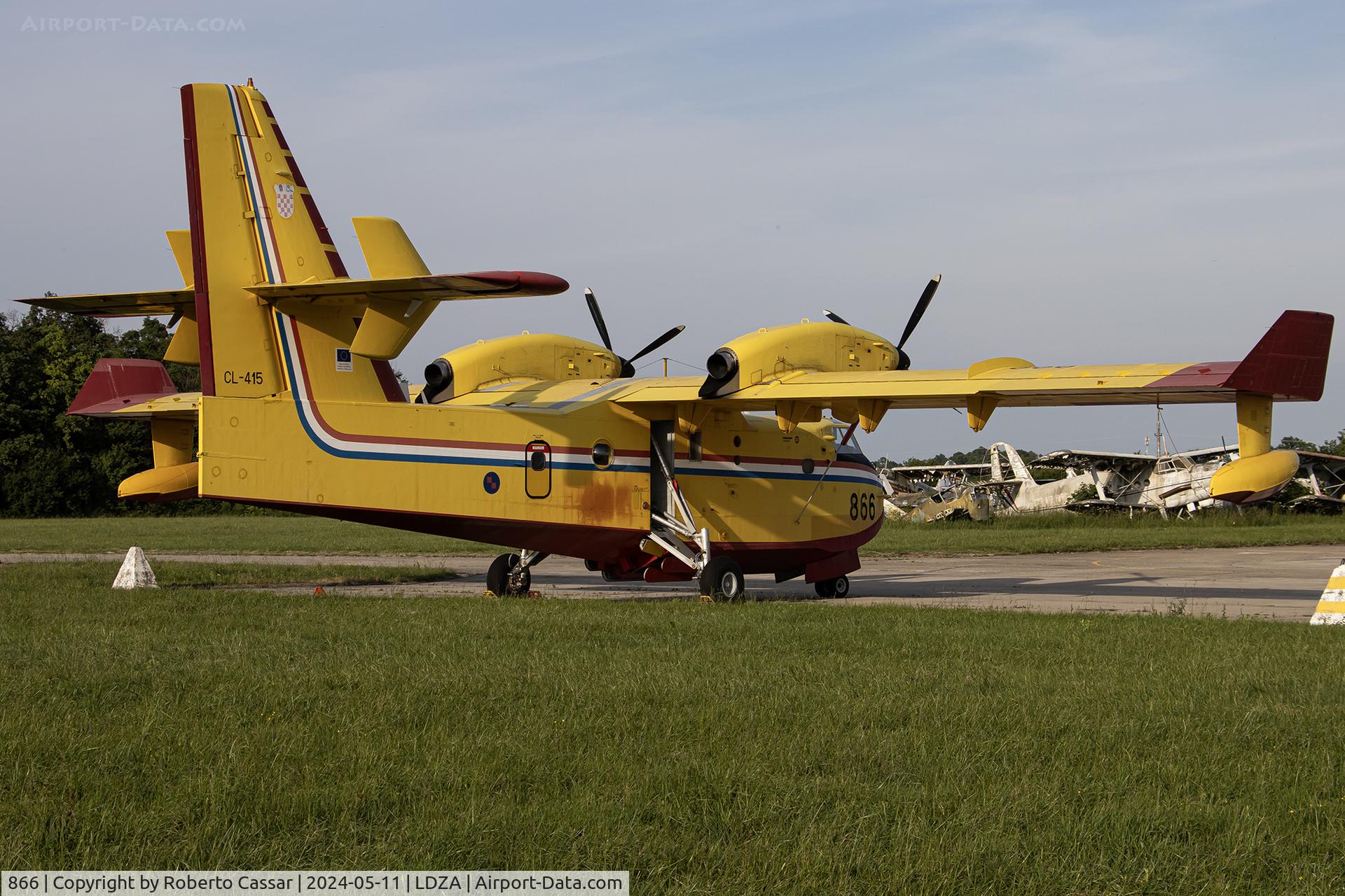 866, Canadair CL-215-6B11 CL-415 C/N 2046, ZTC-ATC – ZRAKOPLOVNO-TEHNI?KI CENTAR