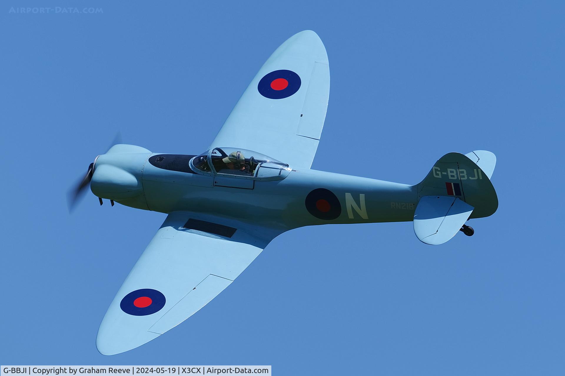 G-BBJI, 1975 Isaacs Spitfire C/N PFA 027-10055, Departing from Northrepps.